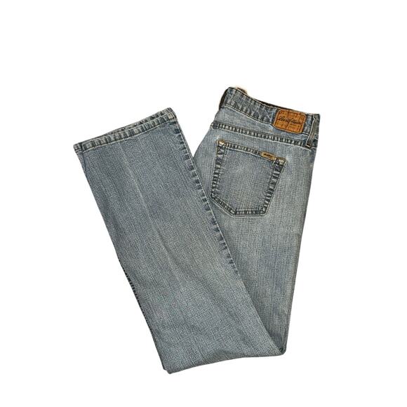 Levi Strauss Signature Low Rise Bootcut Jeans Misses 10 Medium Wash Denim - Picture 8 of 9